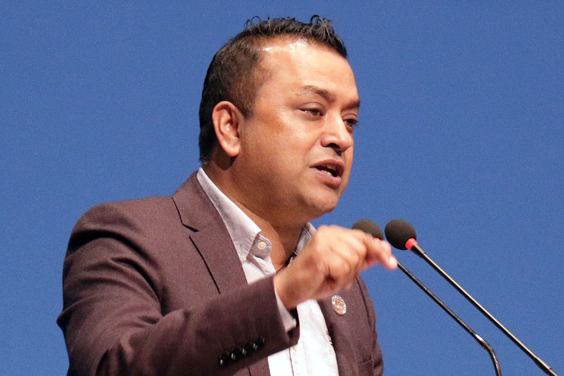 ओलीलाई बालकोट गएर ट्युसन पढाउँछु : गगन थापा (भिडियो सहित)
