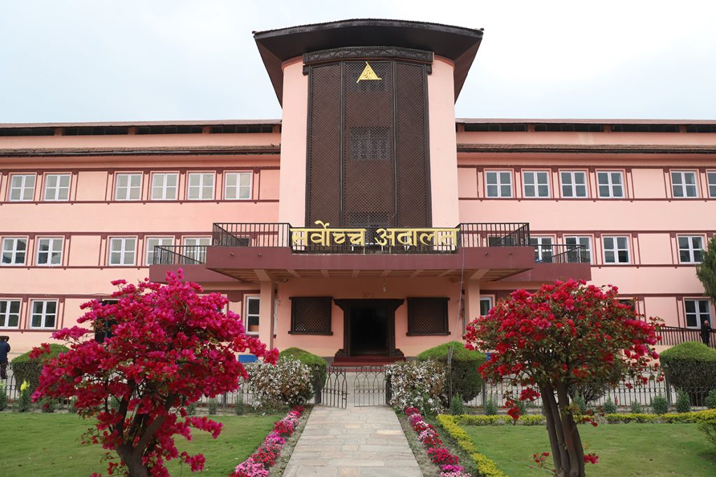 प्रचण्डको उम्मेदवारी रोक्न माग गरिएको रिट सर्वोच्चद्वारा दर्ता गर्न अस्वीकार