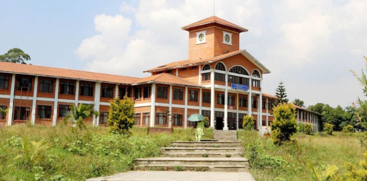 सर्वोच्चको परमादेश : त्रिविमा खुला प्रतिस्पर्धाबाट प्राध्यापक,कर्मचारी नियुक्त गर्नु