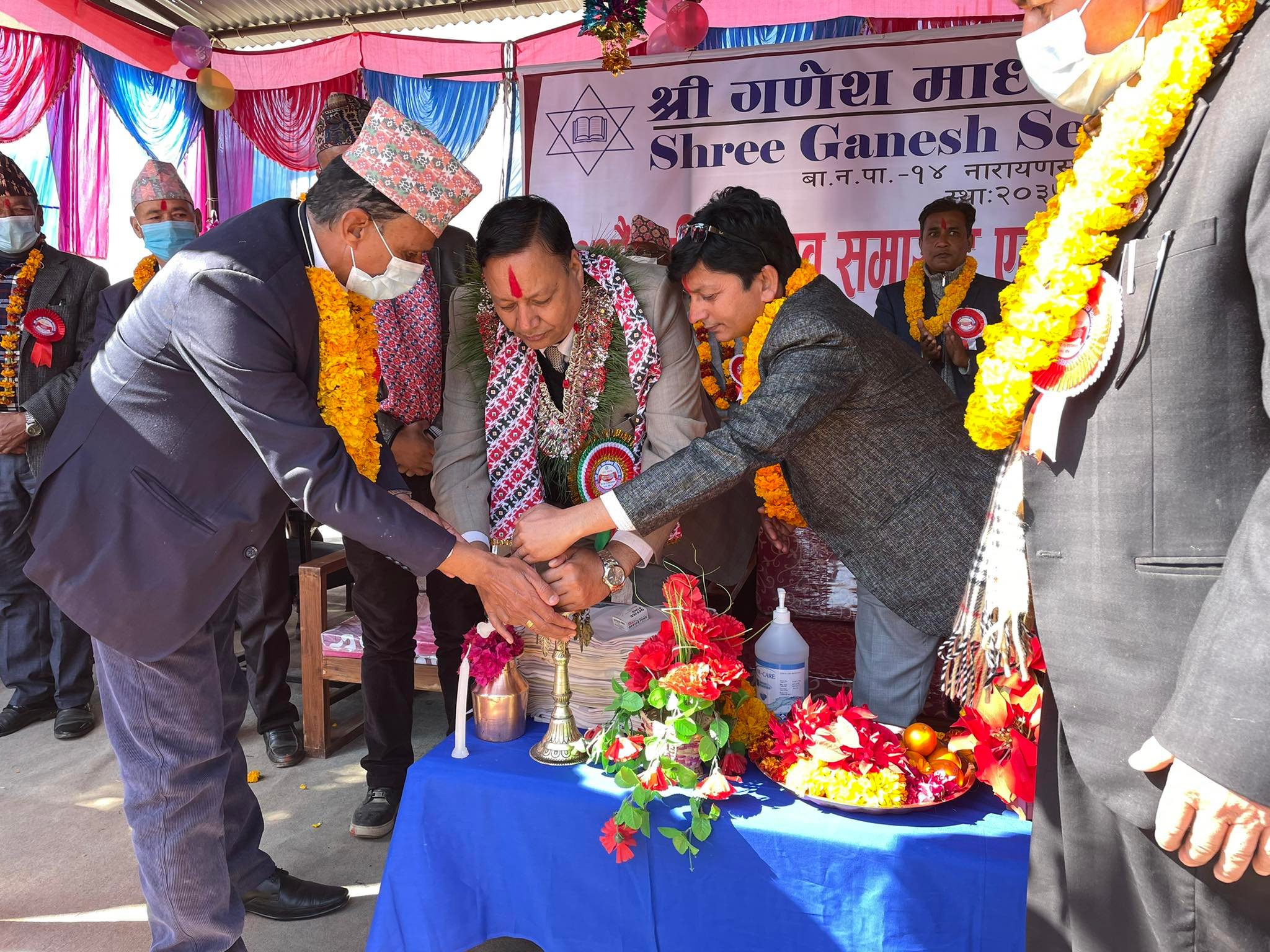 विद्यालय समयमा शिक्षकहरु अतिरिक्त क्रियाकलापमा नलाग्नूस् : शिक्षामन्त्री