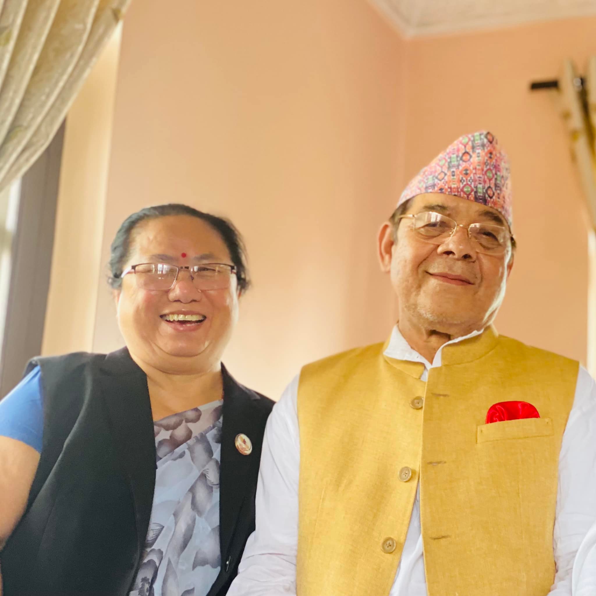 वामदेव गौतम दम्पतीलाई कोरोना 