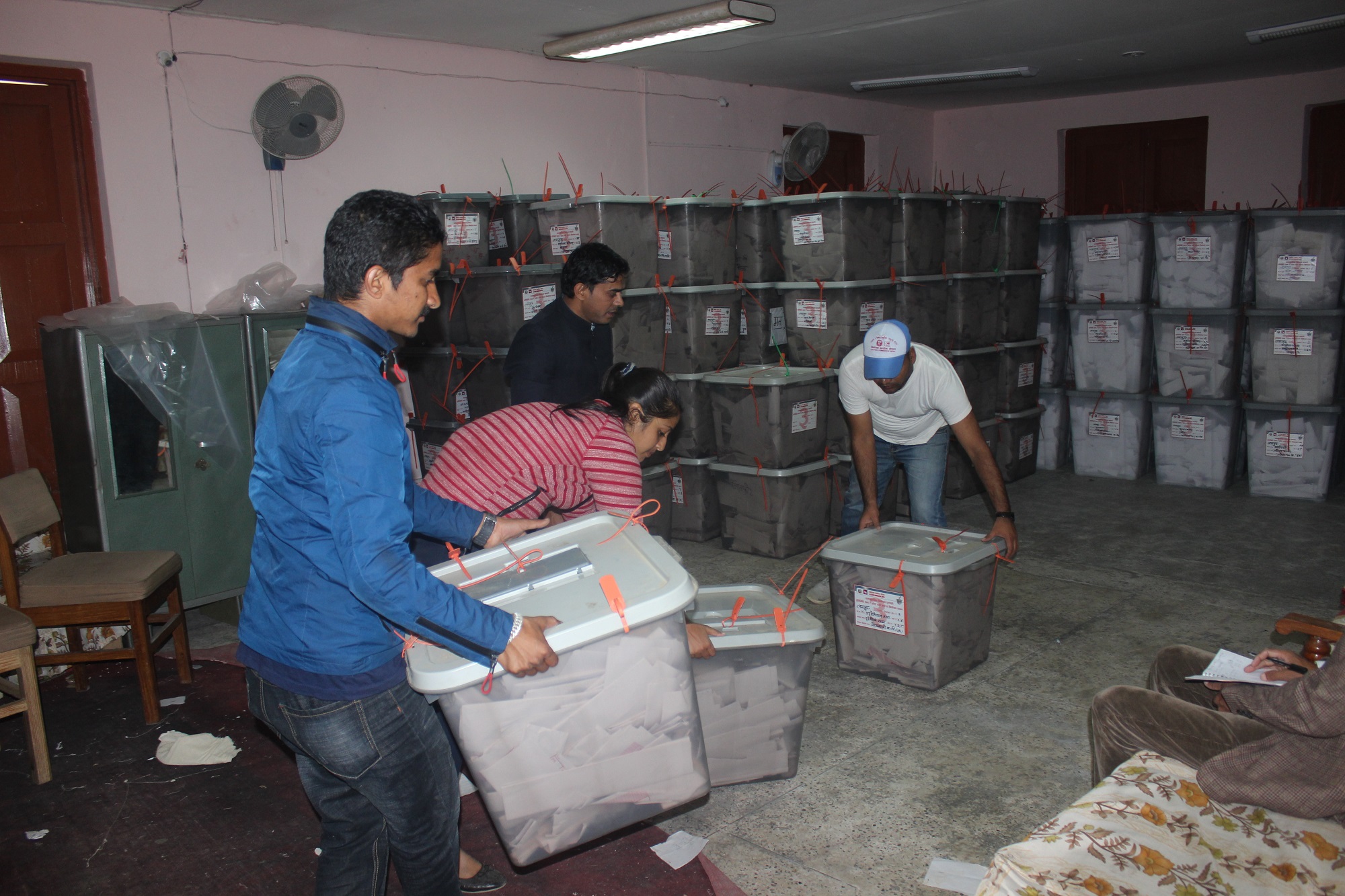 समानुपातिक पेटिकामा प्रत्यक्षका मत