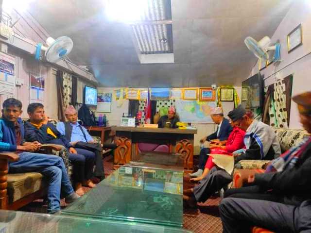 छायाँनाथले रारा नगरपालिकाले आईतबार विद्यालय बन्द नगर्ने