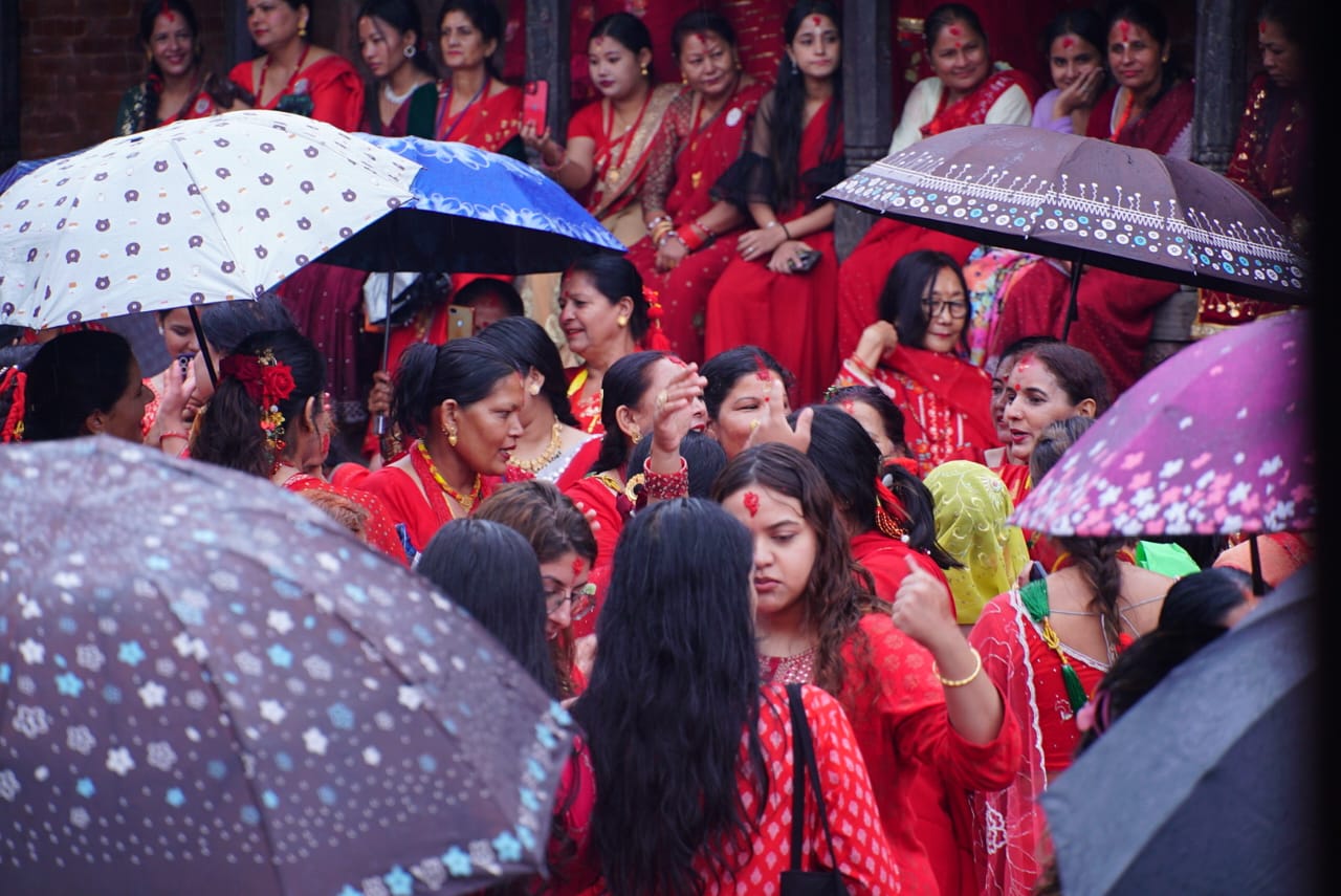 पशुपतिमा तीजको रौनक (फोटो फिचर)